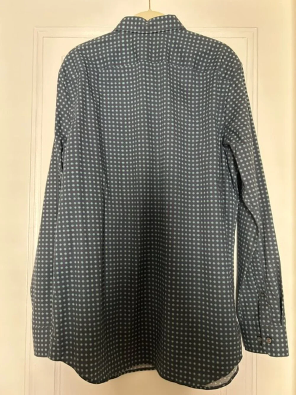 Mens Banana Republic button down shirt  M  15-151/2